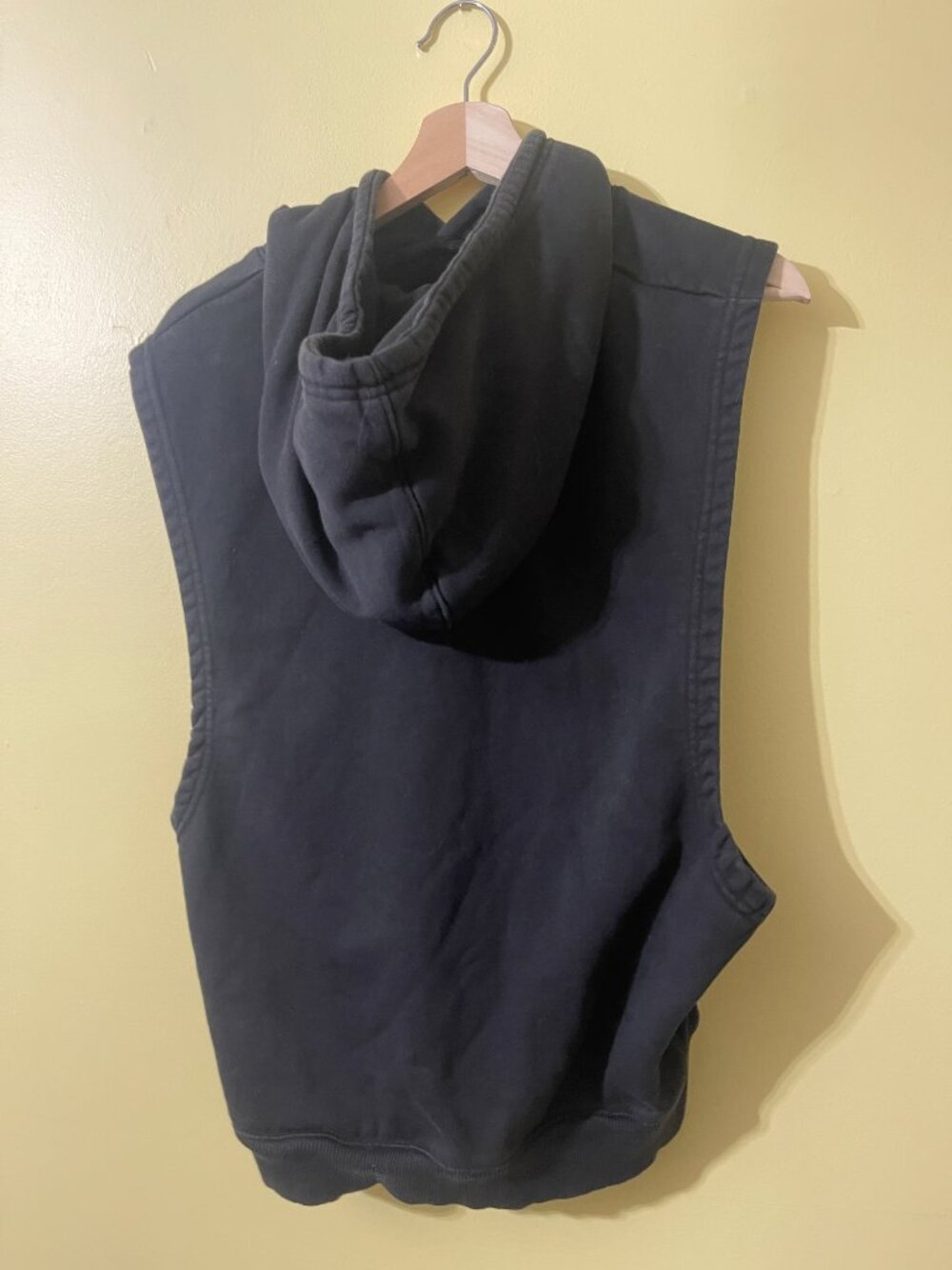 Standard Cloth Sleeveless Muscle Hoodie Sweatshirt XL (runs small) - Picture 2 of 2